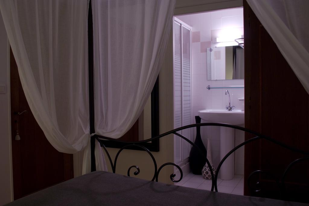 Chambres D'Hotes Domaine De La Brette Moncrabeau Bilik gambar